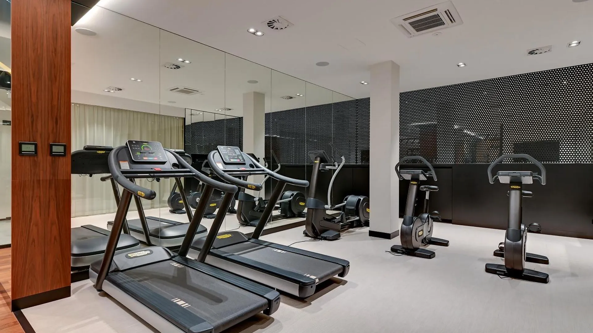 גדנסק Brabank Riverside - Sauna, Business & Gym By Downtown Apartments פולין