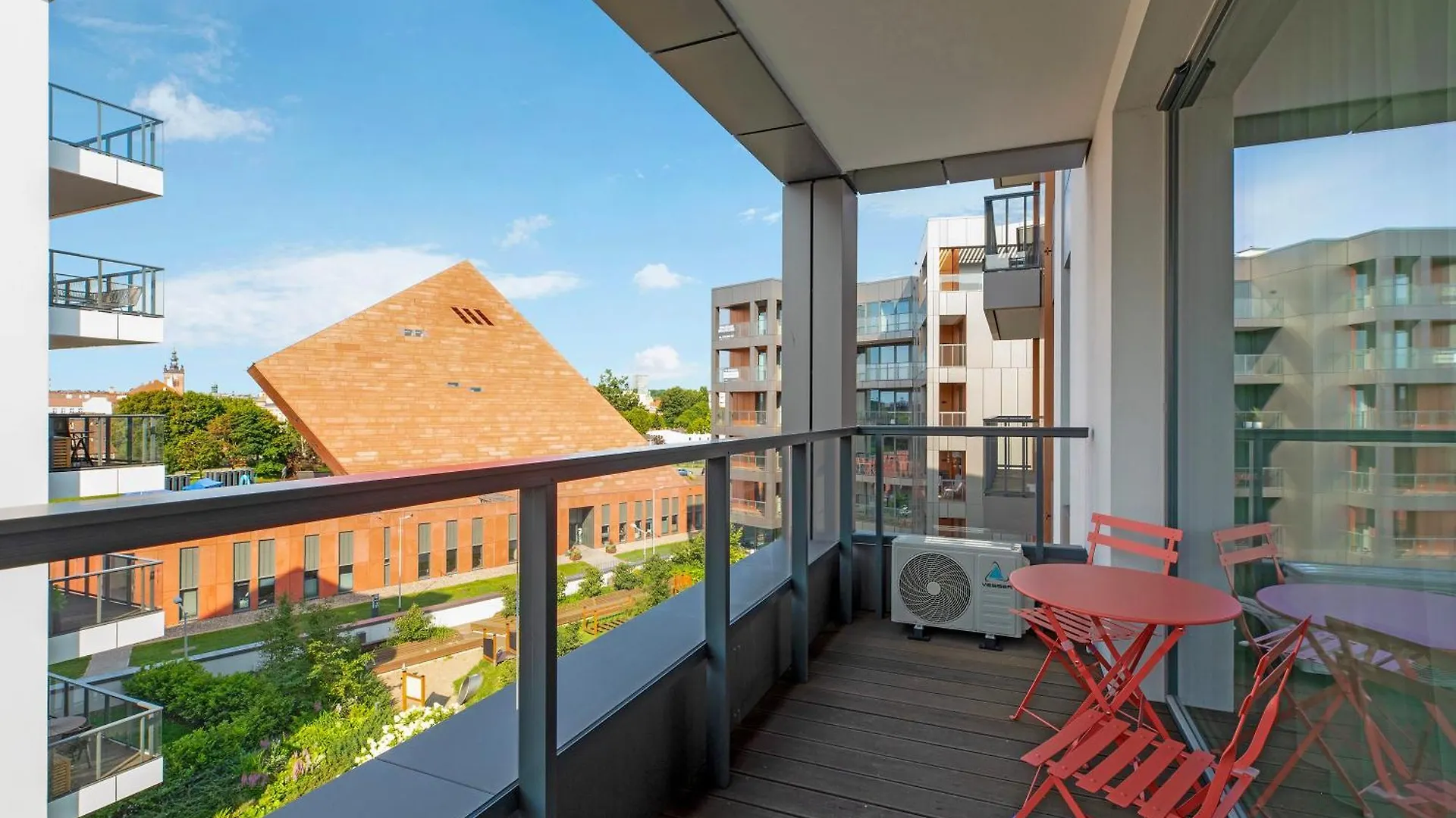 גדנסק Brabank Riverside - Sauna, Business & Gym By Downtown Apartments 0*,  פולין
